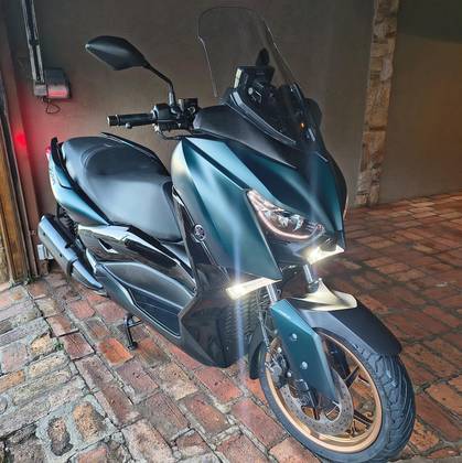 YAMAHA XMAX ABS 